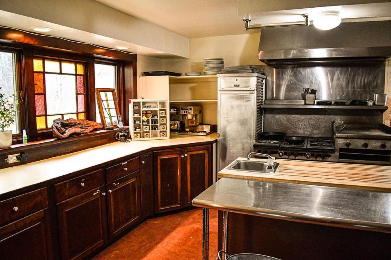 Brook Road Inn Goshen Dış mekan fotoğraf